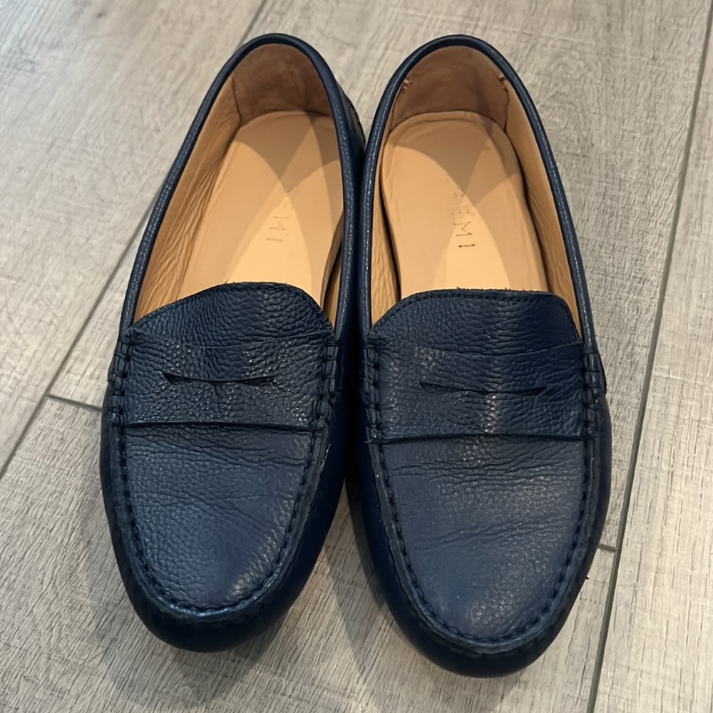 M Gemi Navy blue leather drivers size 39